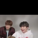 [방탄소년단] 이거 언제한건지 아는 이삐?