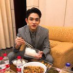 [NCT] 127<b>형들</b>이랑 노는 욱희 보고싶다 ㅜㅜ