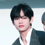 너네 방탄 뷔 <b>흑발</b> 어떤거 같음?