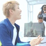 신명나게 박수치는 아이돌 영업하러 옴