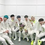 [방탄소년단] 이삐들아 태앱 ㅇ블리 영상있잖아