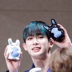 [드루와] 프듀보고 몬엓찾아보다가 원호한테 입덕<b>위기</b>임 존잘 ㅜㅜ