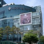 [방탄소년단] <b>부산</b>로떼백화점메인광고판