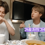 방탄 <b>진이</b> 콘서트장에서 부모님을 찾을 때