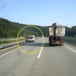 고속도로 역주행. 20대 예비신부 사망