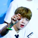 [강다니엘] 다니엘이 <b>포도</b>준대 아 (·•︠0•︡ )