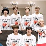 [방탄소년단] <b>이</b>ㄱ거 굿즈로 <b>안</b> 팔려나?