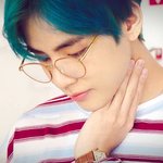 [방탄소년단] 아미들아 이때 <b>뷔</b> 짤 좀 줄 수 있니..