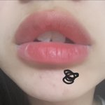 내 <b>입술</b> ㅇㄸ
