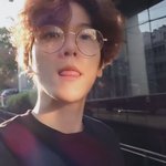 [EXO] 오늘 큥튜브 메<b>컵</b>도 안<b>한</b>거 같은데