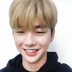 [강다니엘] 강다니엘, <b>SNS</b> 라이브로 팬 인사…“솔로 컴백 준비...