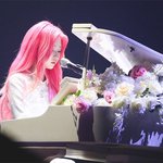 <b>확실</b>한 행복 주는 걸그룹 미모