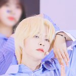 <b>강렬</b>한 포스 내뿜는 女아이돌
