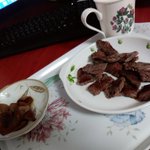 새벽에 먹는 고기가 <b>꿀맛</b>이여