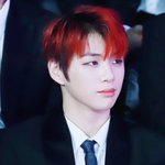 [강다니엘] <b>수트</b>녤 볼수 있겠구나