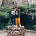 빈지노 커플 여행갔네