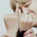 [방탄소년단] 헐 나 짐니보다 새끼손가락 기네ㅋㅋㅋ