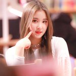 백설공주의 마녀도 질투할<b>만해</b>
