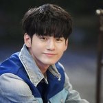 [모두드루와] 옹성우는 <b>암만</b>봐도 댕댕이상이야