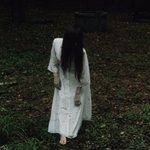 난 <b>처녀</b>귀신이다. 다 도망가라