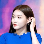 피어싱한 여돌들