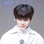 존재감 쩌는 <b>남</b>돌 얼굴