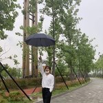 <b>뷔</b>가 공원을걸으면 생기는일