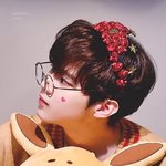 [프듀<b>X</b>] 김우석 안경 왜 이렇게 써...?