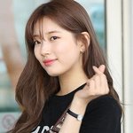 출국하는 수지