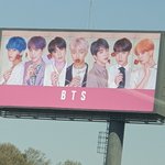 [방탄소년단] <b>이</b> 광고 꽤 오래 있는당