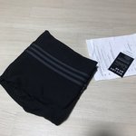 배송 온 옷 <b>입어</b>보고싶은데