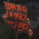 [조언부탁해] 나 <b>전학</b> 가는데 친구 어떻게 사겨..?