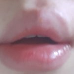 [19] 솔직히 말해주라 나 입술 ..어때 ...?