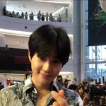 [EXO] 준면이한테 <b>하트</b> 받은 팬 개부럽다ㅠㅠ