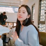 얘들아 나 <b>이분</b> 닮았다는데