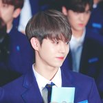 유난히 새끼손가락이 짧다는 연습생