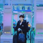 [프듀X] 김우석 이 사진 귀여워
