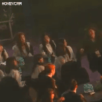 [댓글부탁해] 샤이니 민호 실물 보고 감탄하는 아이즈원 사쿠라.<b>GIF</b>