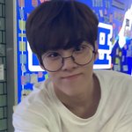 [프듀X] 와 김우석 <b>삼성역</b>왔대