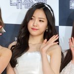 [댓글부탁해] 손나은 <b>눈밑</b>