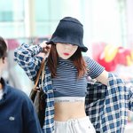 명품 가방에 직접 그림 그린 전<b>소미</b>