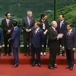 [드루와] 아베, 한국만 뺀 19명과 회담. 관함식 <b>초청</b>도 안해