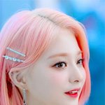 어디서든 묻히기 힘든 비주얼 in <b>여</b><b>돌</b>