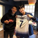 이정재와 <b>딘딘</b>