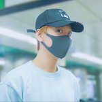 <b>토니</b> 금발 안된다 신발