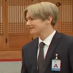 [EXO] 백현이 영앤<b>리치</b> 외교관같잖아 ㅋㅋ