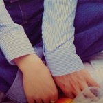 김재환 양쪽 손 다른 거 봐;;