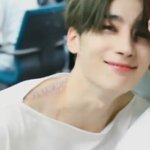 [프듀X] 근데 한승우어깨 <b>테이핑</b>