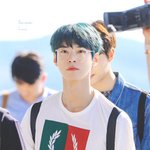 <b>눈코</b>입 다 들어있는게 기적인 남돌