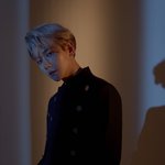 [EXO] 이 사진에 총만 합성하면 딱 그거야